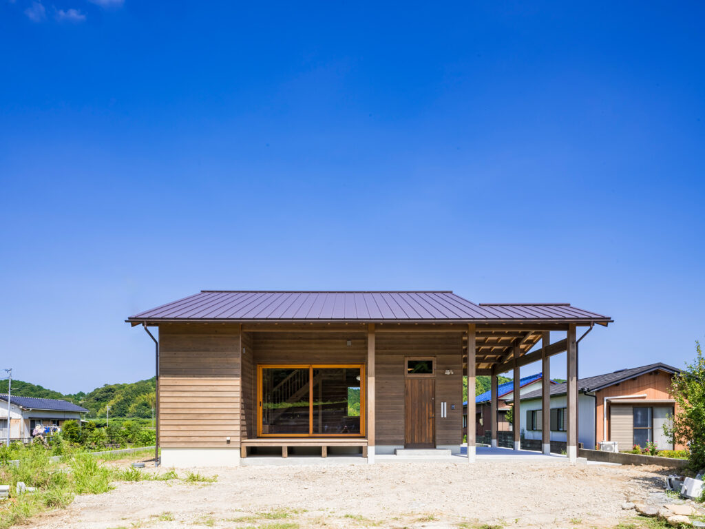 ひとつながりの空間・旧建具が活きる住まい