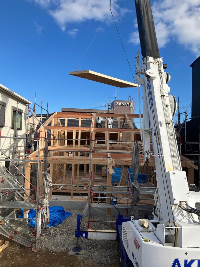 伊勢市にて建て方でした