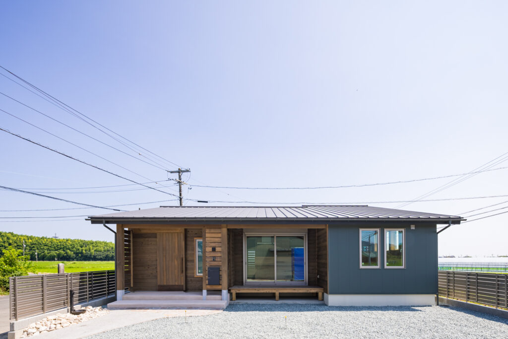 和室がひらく、ワンルームLDKの家